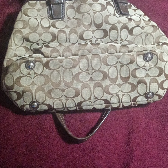 Purse - Picture 2 of 4